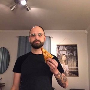 Meet your Posher, Thomas